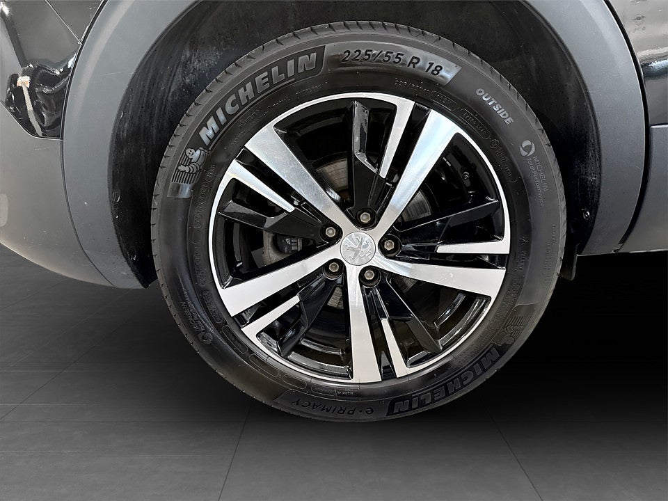 Bild på Peugeot 5008 GT 1.2 PT 130hk Aut 7-SITS B-KAMERA DRAG