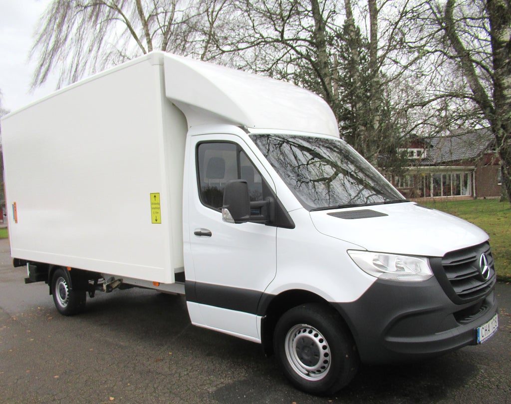 Mercedes-Benz Sprinter 316  Skåp höjd 2,14 m, Lift m Fjärr