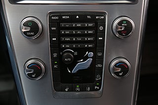SUV Volvo XC60 23 av 26