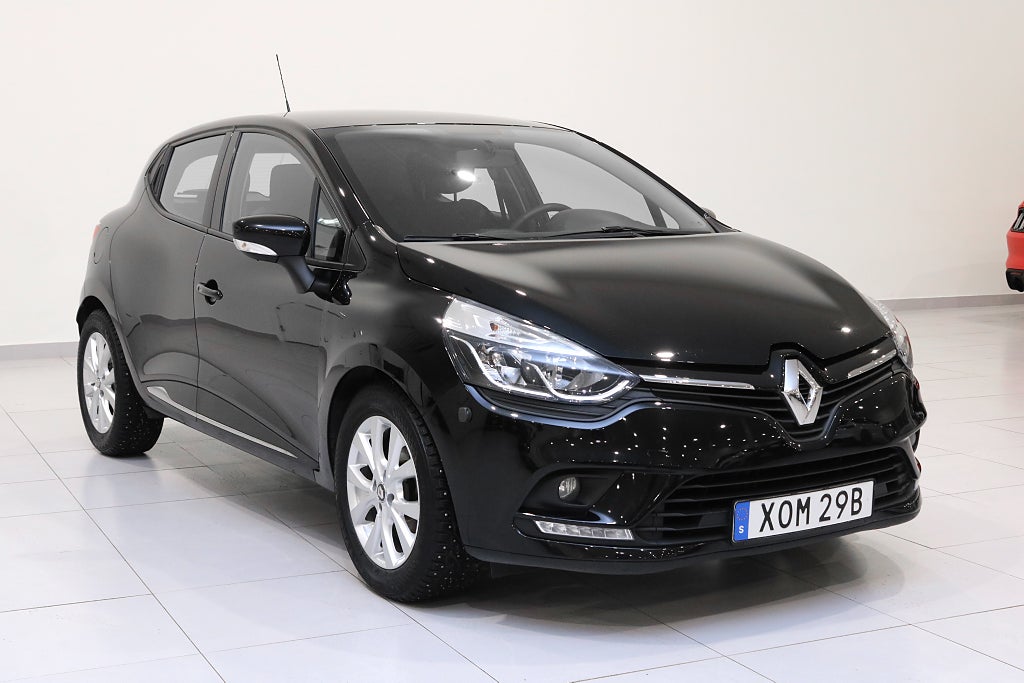 Renault Clio 0.9 TCe Zen / Kupevärmare / Navigation