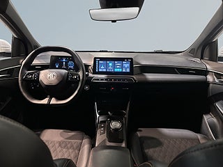 MG 3 Hybrid+ Luxury Carplay 360° Pvärm Garanti S/V-hjul MOMS – bild 8
