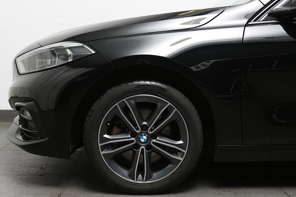 BMW 118I 136hk Sport line Leasbar 2022