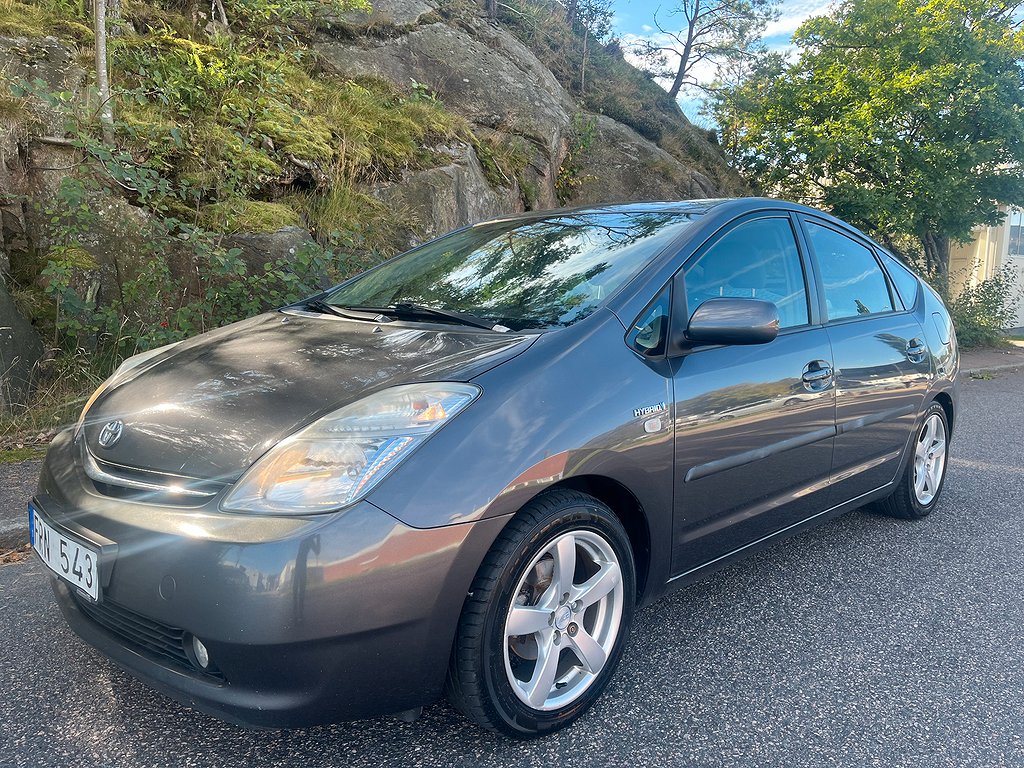 Toyota Prius 1.5 VVT-i + 3CM CVT Euro 4