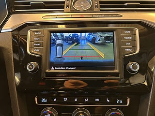 Volkswagen Passat Sportscombi 2.0 TDI 4M/S&V-Däck/MoK/B-kamera/Drag/Psens