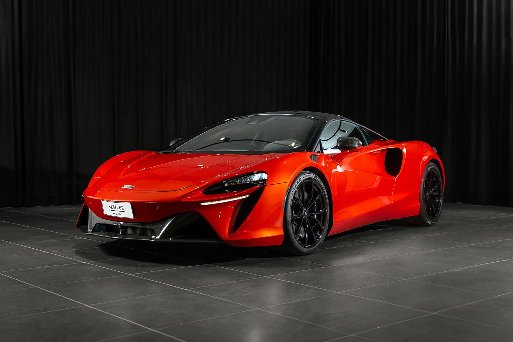 Gallery image 1 of 16