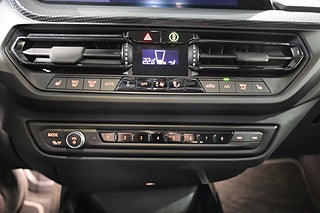 Halvkombi BMW 118I 20 av 23