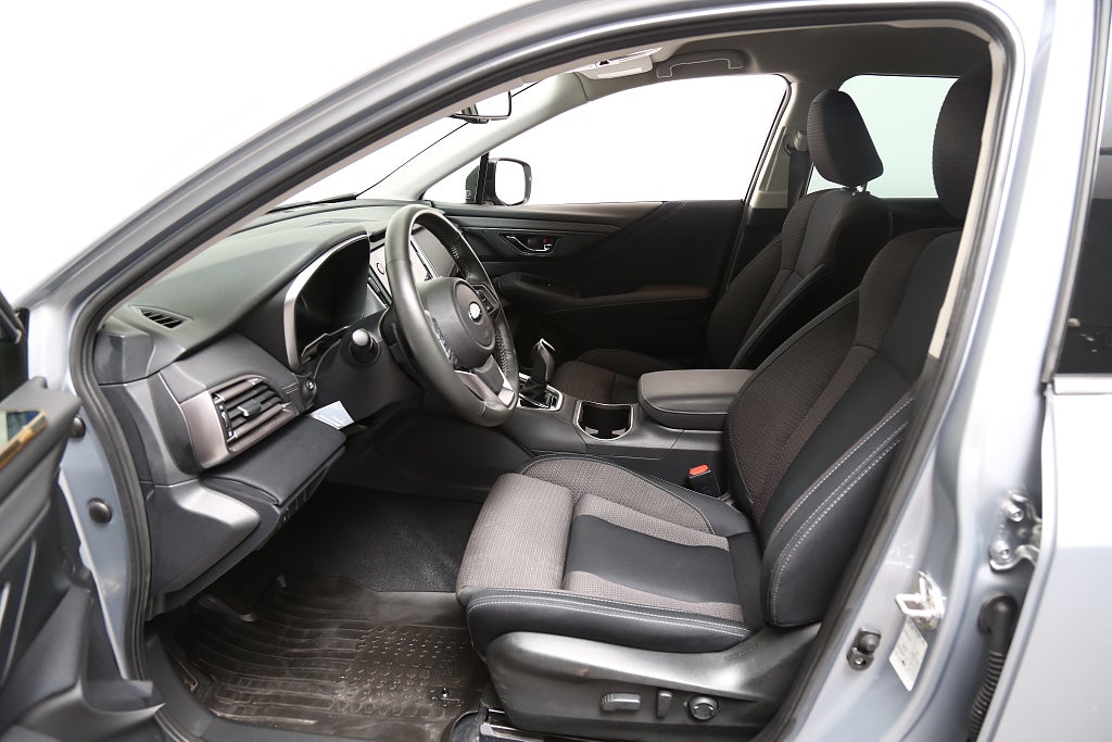 Subaru Outback 2,5i XFuel Adventure AWD Aut Drag Lastgaller Leasebar 2023