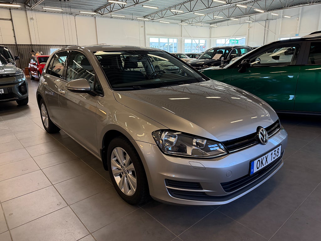 Volkswagen Golf 5-dörrar 1.2 TSI 