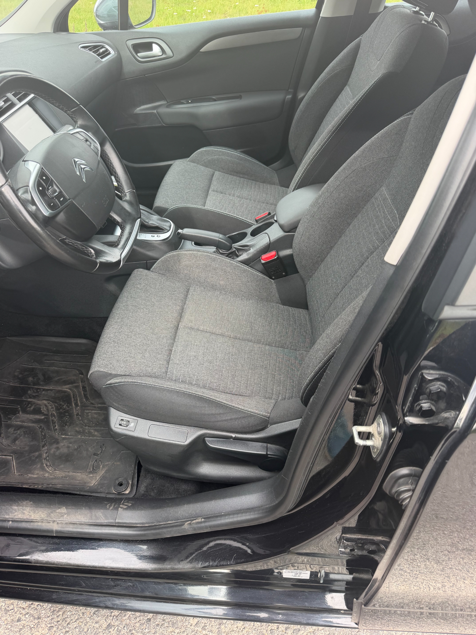 Citroen C4 1.6 BlueHDi EAT automat 2016, kuva 4/10