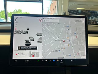 Tesla Model Y Long Range AWD 514hk/MOMS/Pano/Navi/M-värmare