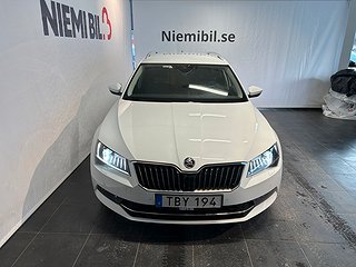 Skoda Superb Kombi 2.0 TDI 4x4 Business L&K Kamera & Värmare