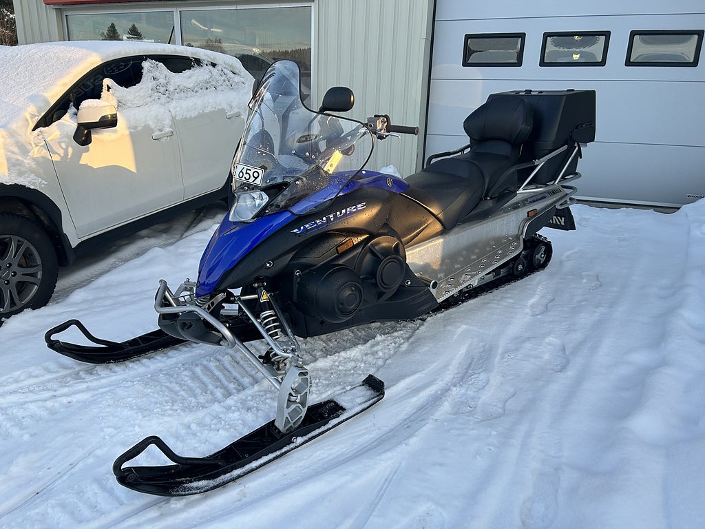 Yamaha Venture MP Multipurpose 