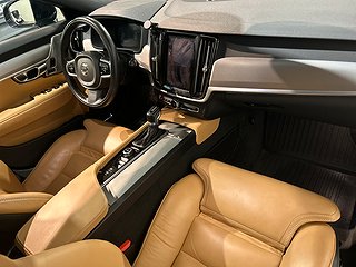 Volvo V90 D5 AWD Inscription Pano Drag VoC B&W HuD 360° SoV