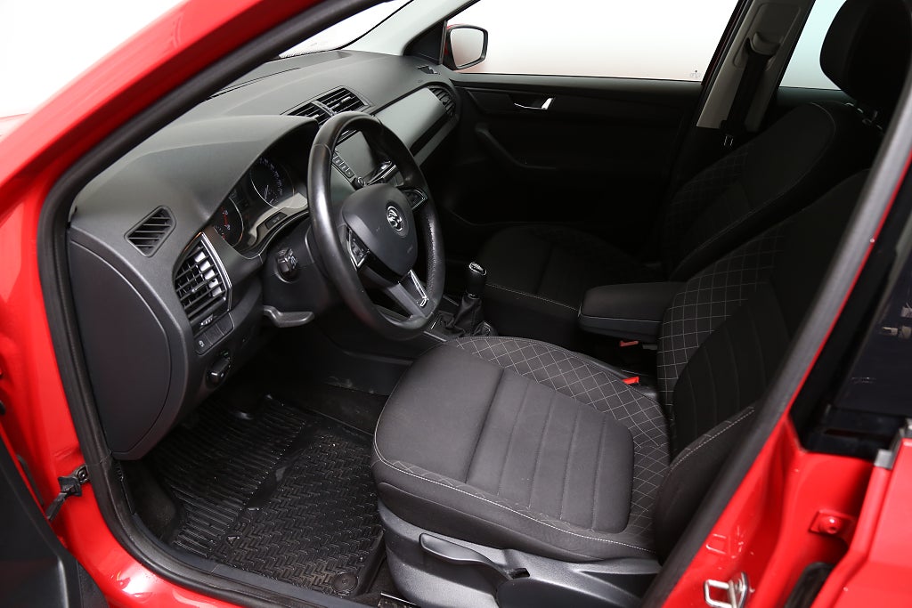 Skoda Fabia 1,2 TSI Style 90hk Kombi Motorvärmare 2016