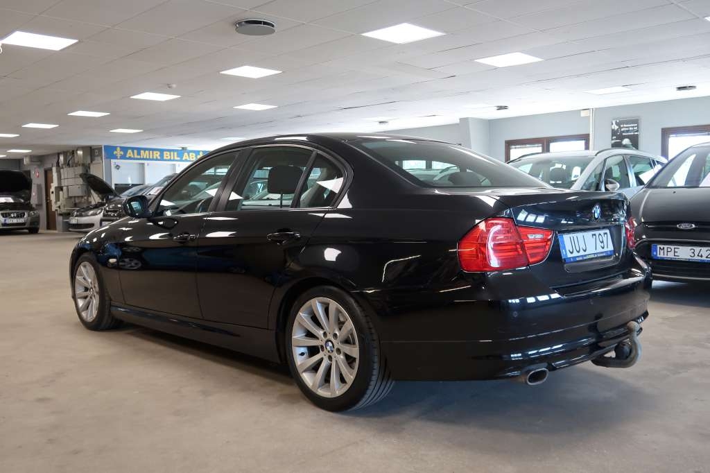 BMW 320 d Sedan Comfort, Dynamic Euro 5 2009, kuva 4/37