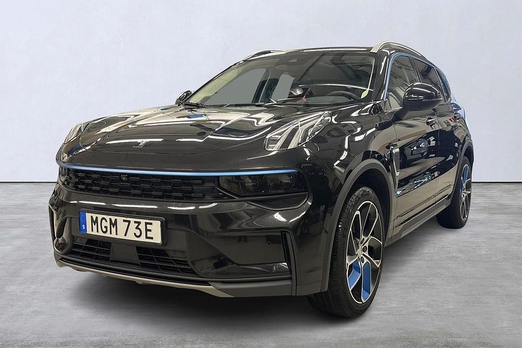 Lynk & Co 01 PHEV