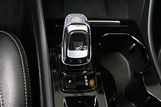 SUV Volvo XC40 21 av 32