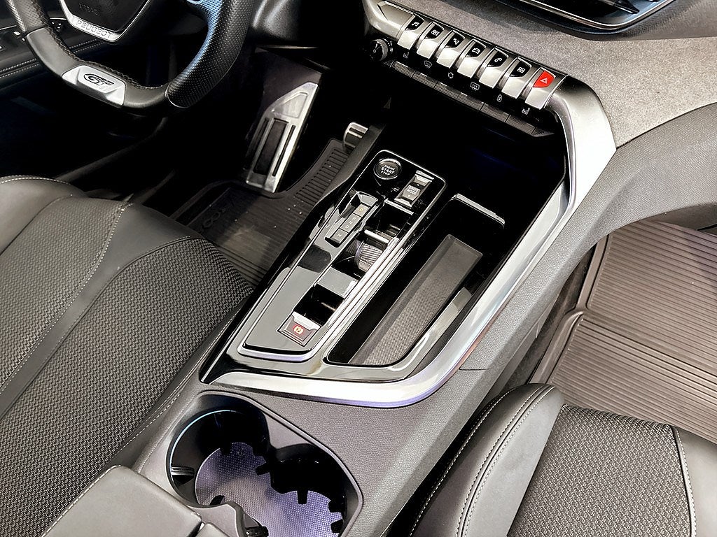 Bild på Peugeot 3008 GT 1.2 PT 130hk Aut -B-KAMERA, CARPLAY