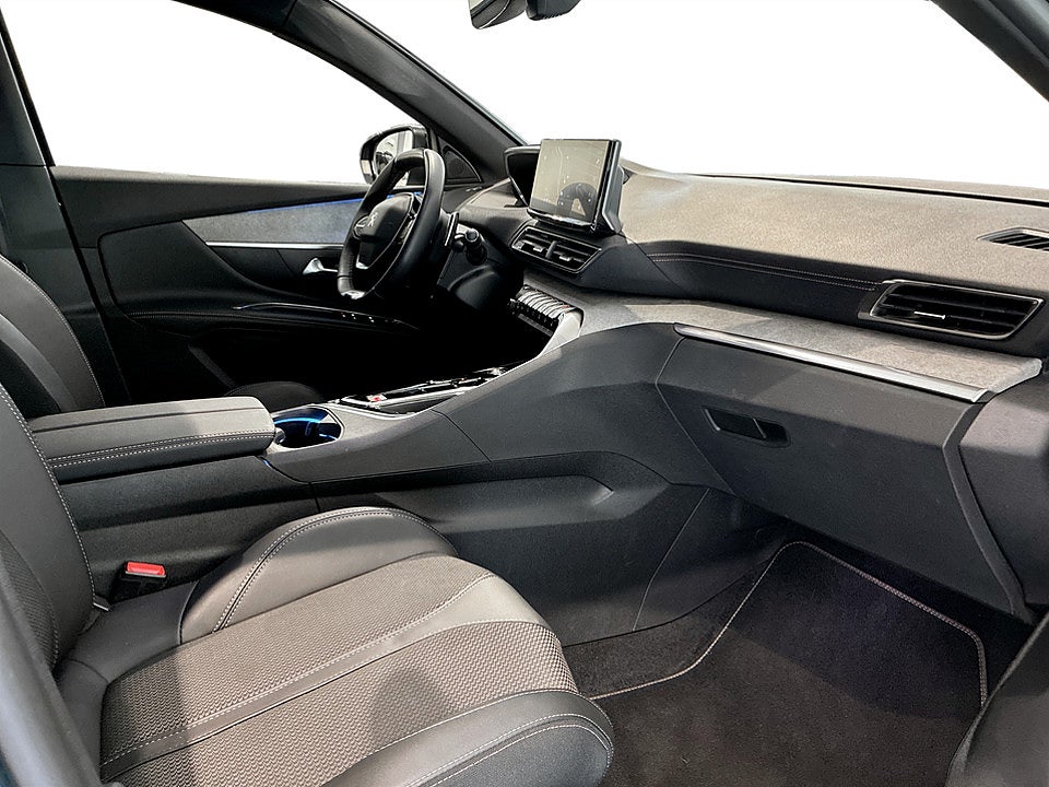 Bild på Peugeot 5008 GT 1.2 PT 130hk Aut 7-SITS MOTORISERAD BAKLUCKA BKAMERA