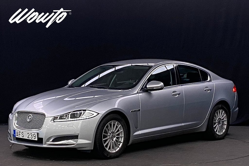 Jaguar XF 3.0 V6 241HK / Luxury / Läder / Backkamera