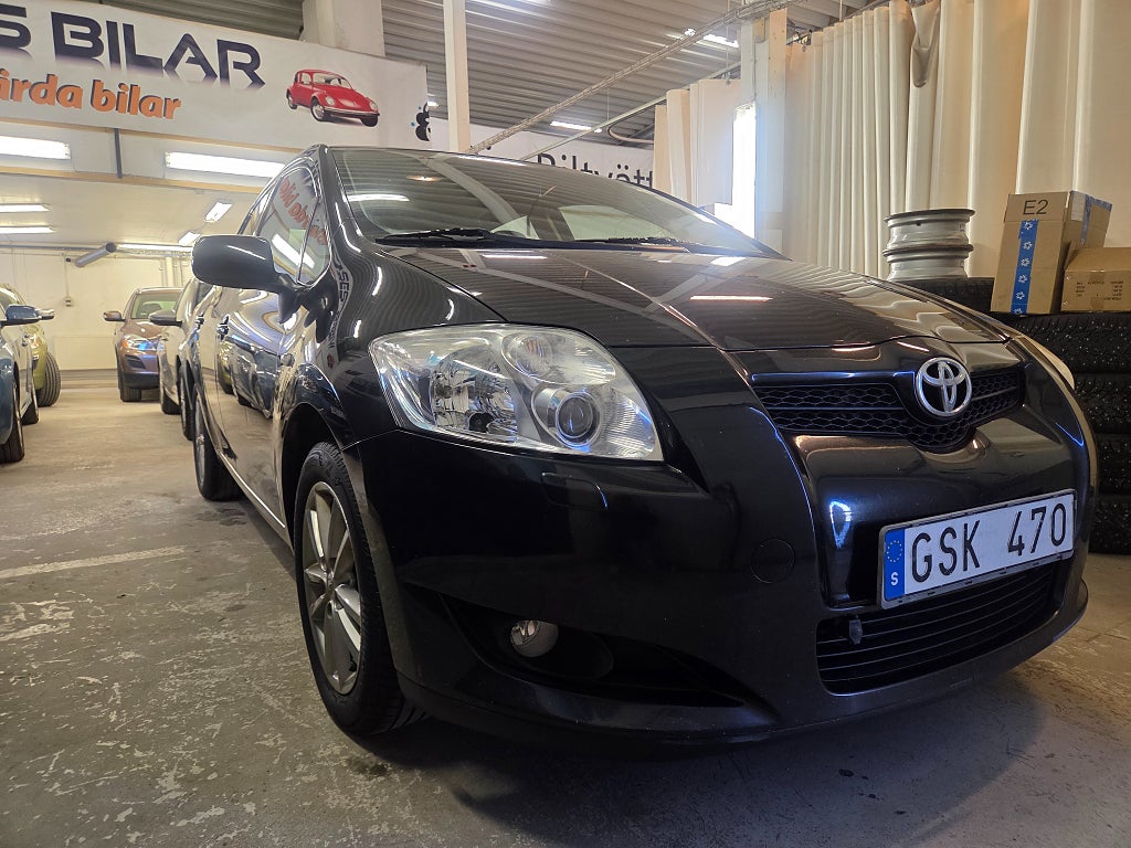 Toyota Auris 5-dörrar 2.0 D-4D Euro 5 Superfin