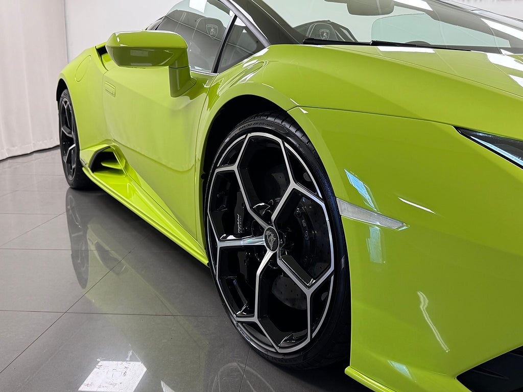 Lamborghini Huracán 2022 - miniatyr 13
