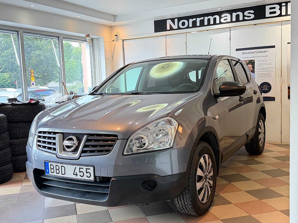 Nissan Qashqai 1.6 Besik&Servad/M+Värmare/12100mil/114hk