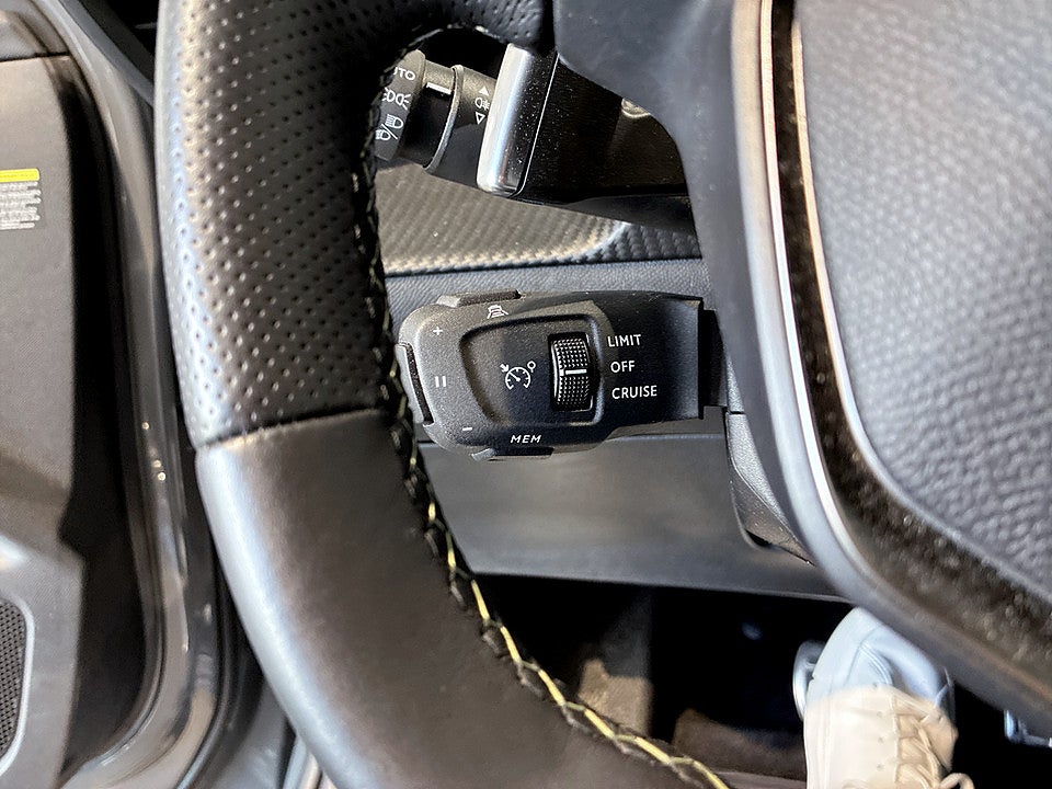 Bild på Peugeot 2008 GT Hybrid 145hk Aut CARPLAY B-KAMERA