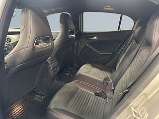 Mercedes-Benz GLA 220 d 4MATIC 7G-DCT AMG Line M-värmare/kamera/S&V-Däck – bild 13