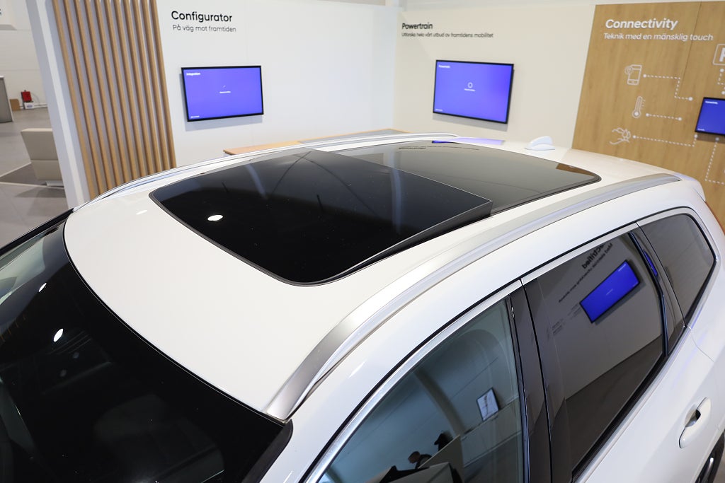 Volvo XC60 Recharge T6 340hk Inscription Exp AWD H/K Pano Drag