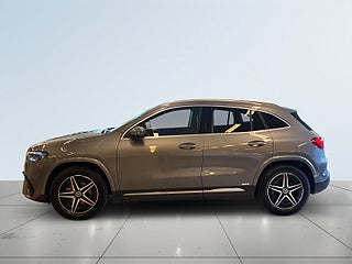 Mercedes-Benz EQA 250+  AMG Advanced MOMS/Navi/SoV-Däck/Kamera/Adap Fart – bild 4