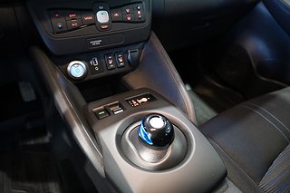 Halvkombi Nissan Leaf 16 av 22