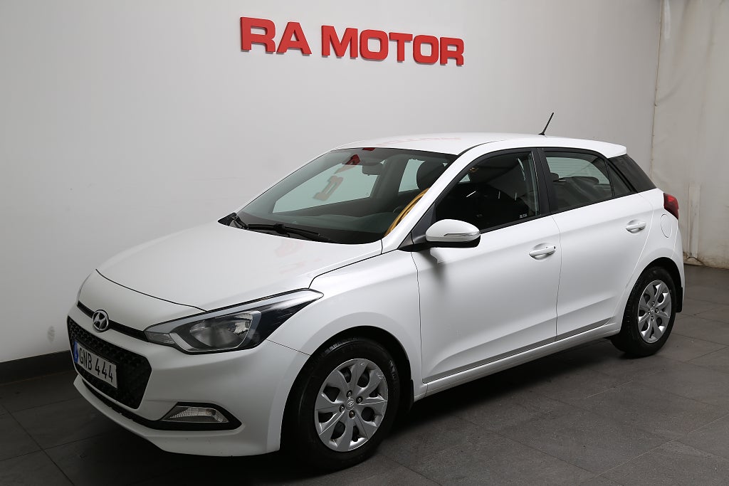 Hyundai i20 1,2 84hk Comfort 5D Rattvärmare | Bluetooth | 2018