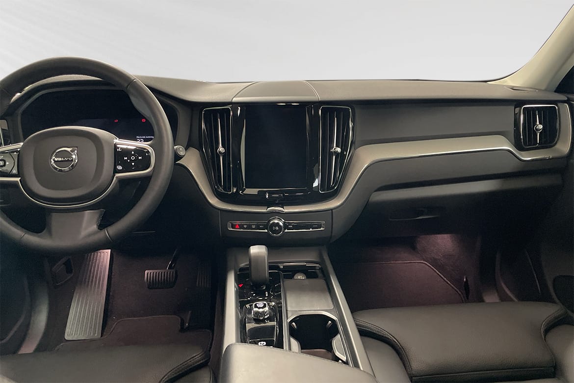 Volvo XC60 T6 Plus Dark Edition 2025, bild 5/39