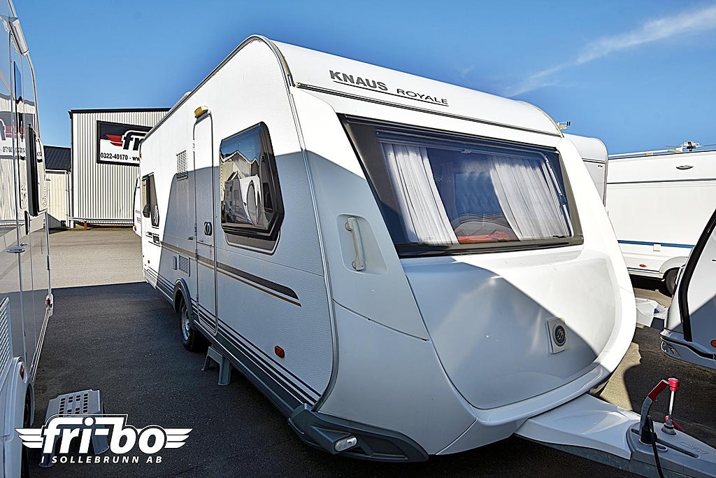 Knaus 560 UF Royale, Dubbelbädd