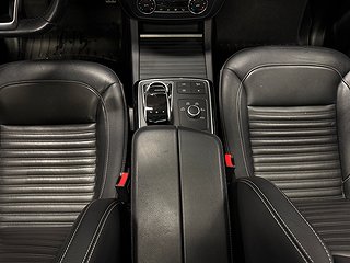 Mercedes-Benz GLE 350 d 4MATIC AMG Line Kamera/Drag/S&V-däck