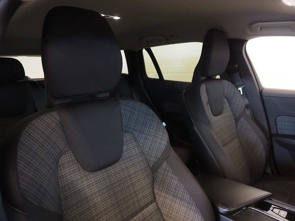 Volvo V60 Cross Country B4 AWD 197hk B-Kamera GPS VOC Drag 2022