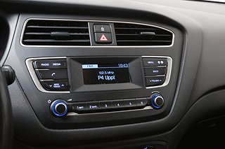 Halvkombi Hyundai i20 16 av 22