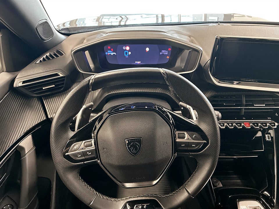 Bild på Peugeot 2008 GT Hybrid 145hk Aut B-KAMERA CARPLAY