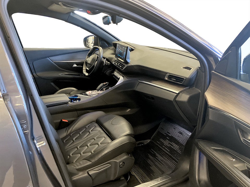 Bild på Peugeot 3008 GT HYBRID4 300hk Aut AWD ELSTOL B-KAMERA DRAG