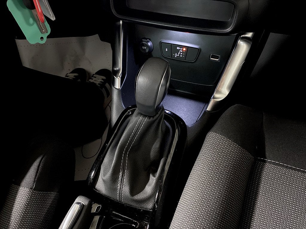 Bild på Citroën C3 Aircross Shine 1.2 PT 130hk Aut - CARPLAY, NAVI