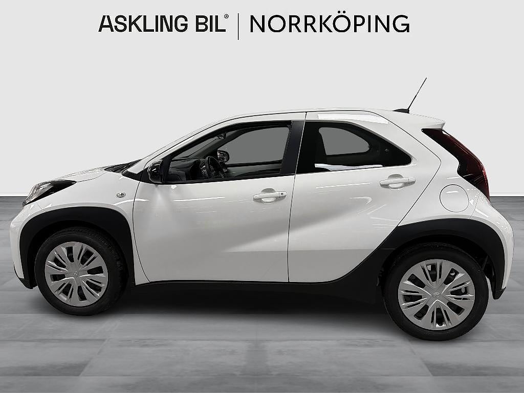 Toyota Aygo 2022 - miniatyr 3