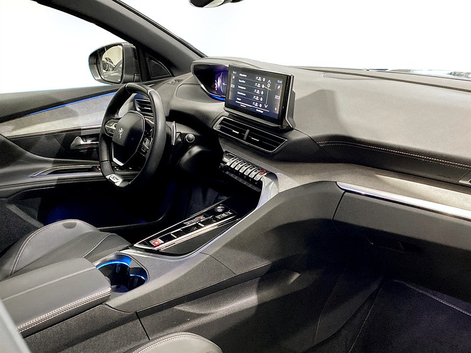 Bild på Peugeot 3008 GT 1.2 PT 130hk Aut B-KAMERA CARPLAY