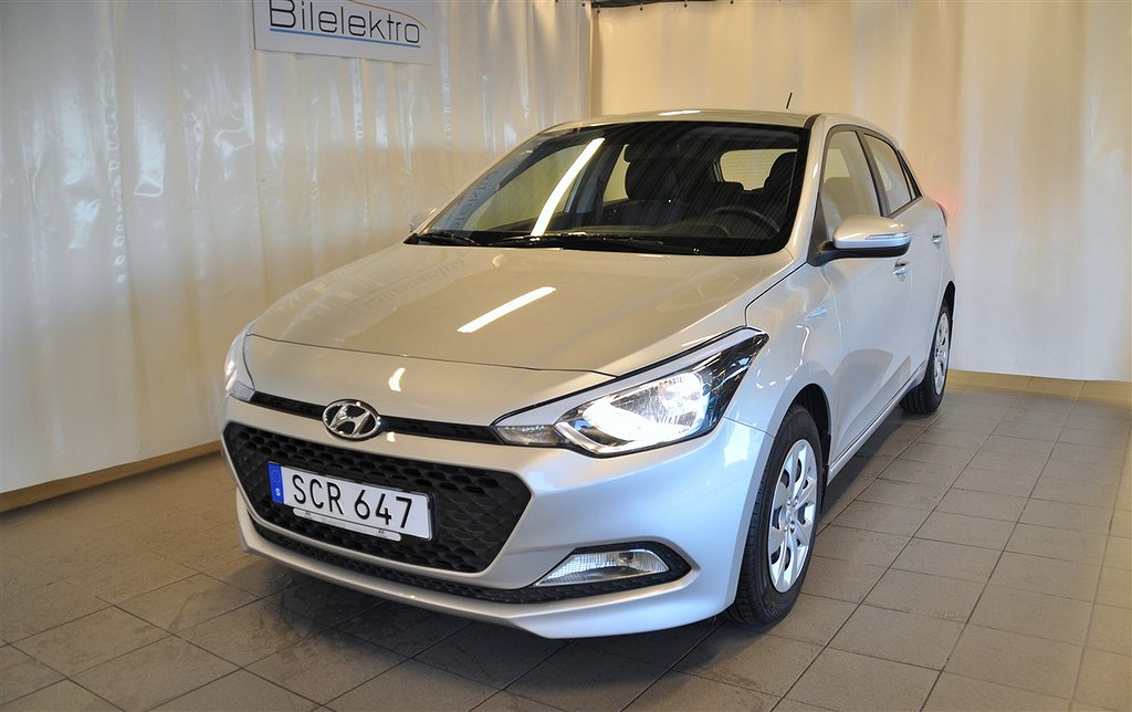 Hyundai i20 1.4 Premium Automat 