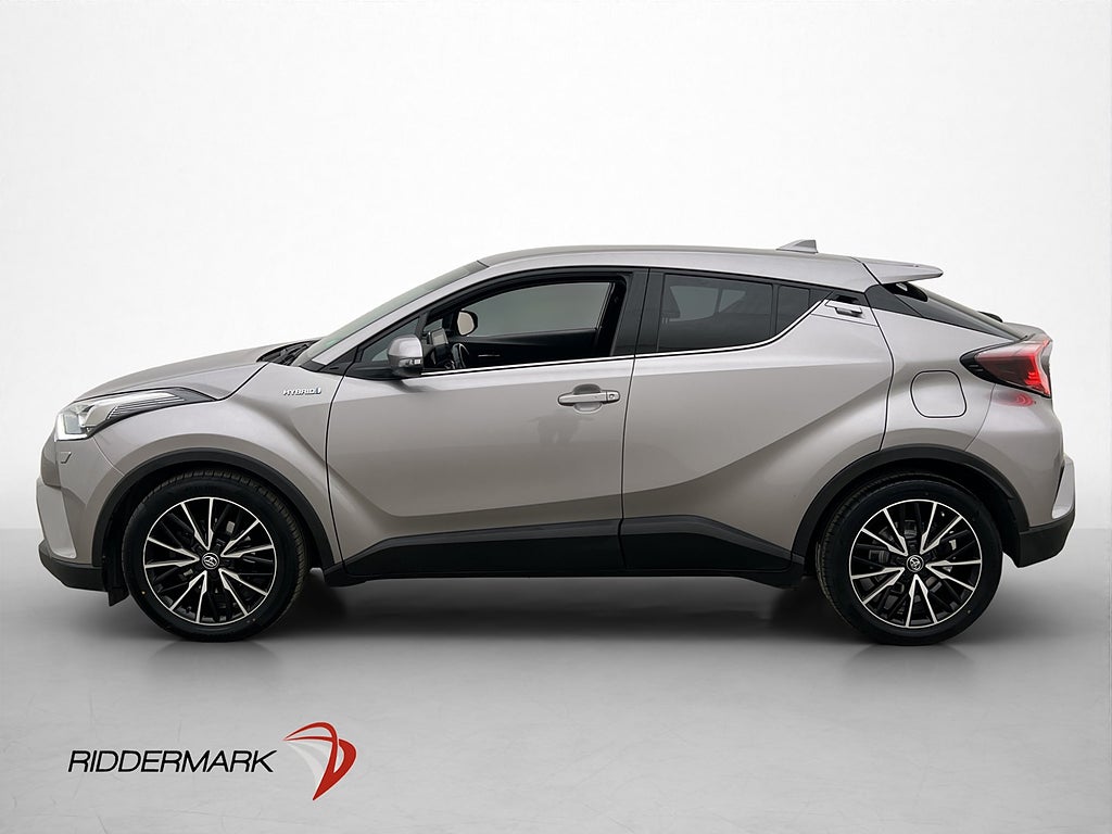 Toyota C-HR Hybrid Executive Skinn JBL Kamera Drag Rattvärme