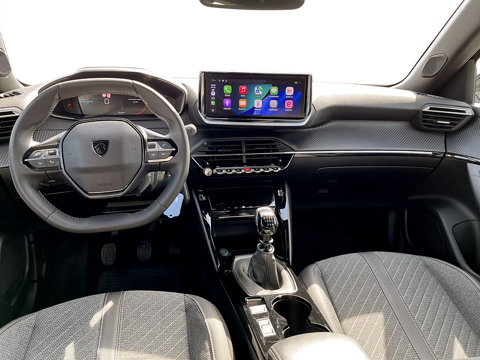 Bild på Peugeot 2008 Allure 1.2 PT 130hk CARPLAY P-SENSORER