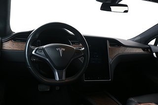 Halvkombi Tesla Model S 8 av 24