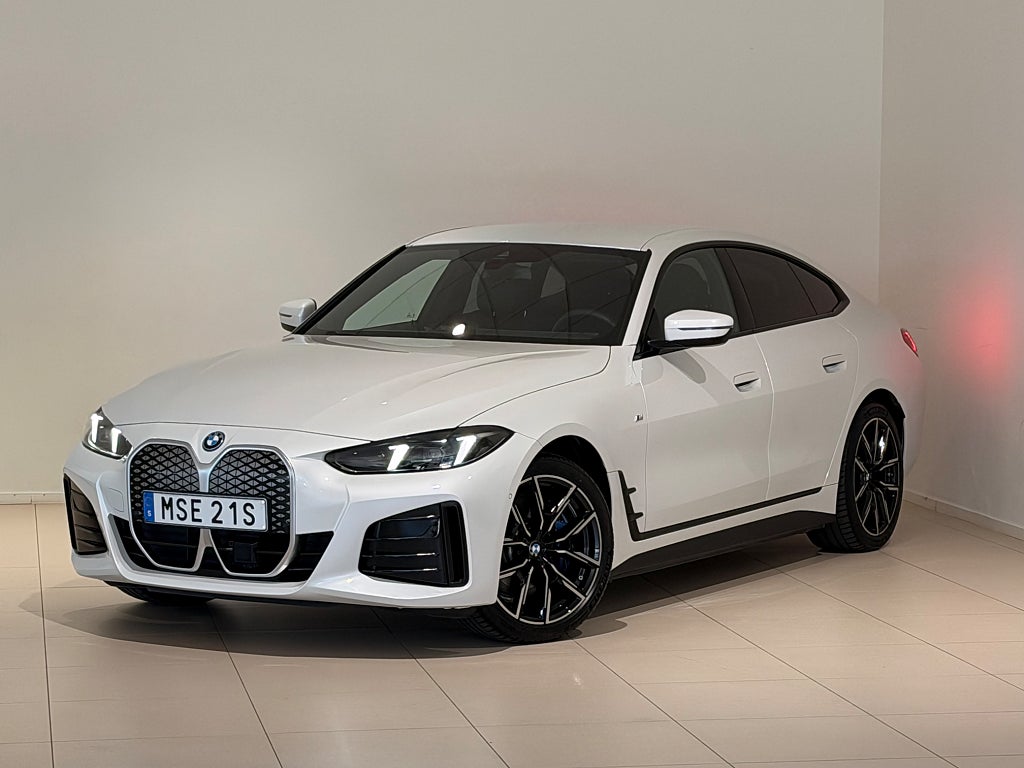 BMW i-serien 2025