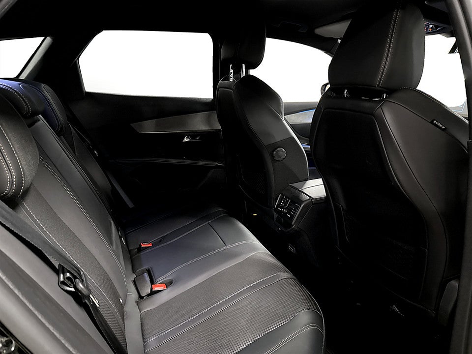 Bild på Peugeot 3008 GT HYBRID4 300hk Aut AWD - B-KAMERA