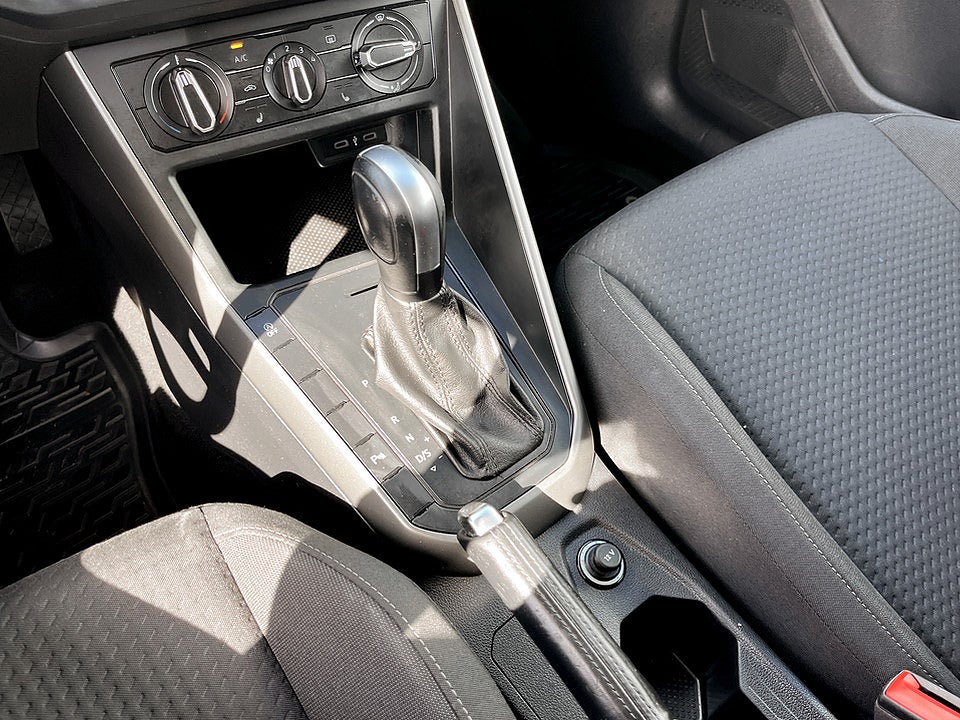 Bild på Volkswagen Polo Base 1.0 TSI 95hk P-SENSORER BLUETOOTH